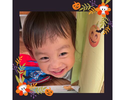 ハロウィンドアからこんにちは